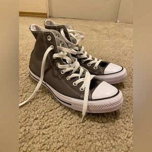 Grey Chuck Taylor Converse Men’s 7.5